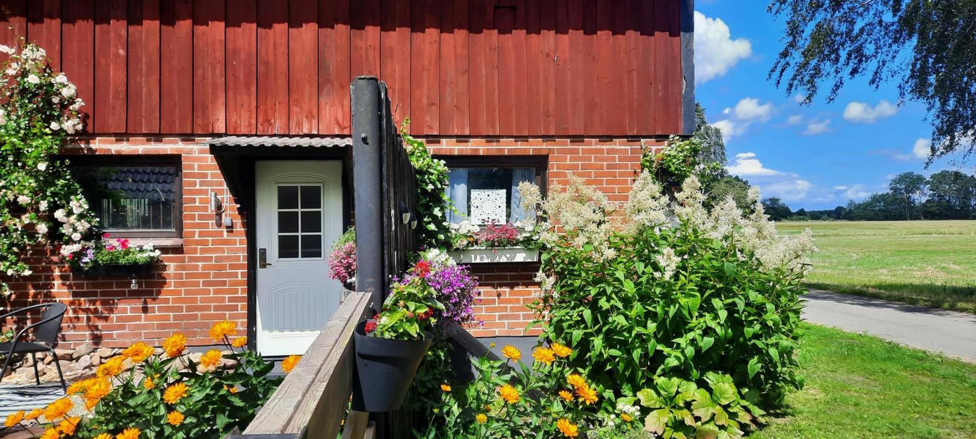 Rya B & -B Tollarp Laegenhetsboende Exterior photo
